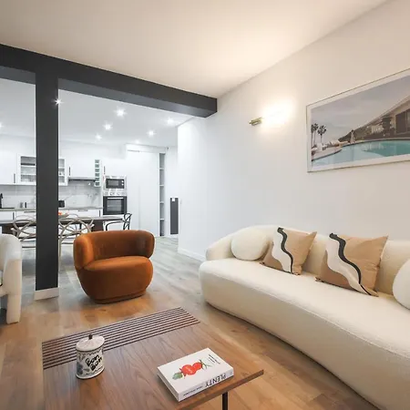 1#appart 4pers#2 Chambres#commerce#fullequipped#ac Apartamento