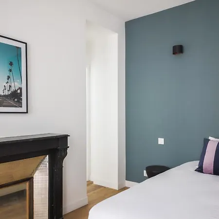 1. Appart4Pers-Commerce-Paris15-2Chambres-Ac Apartamento