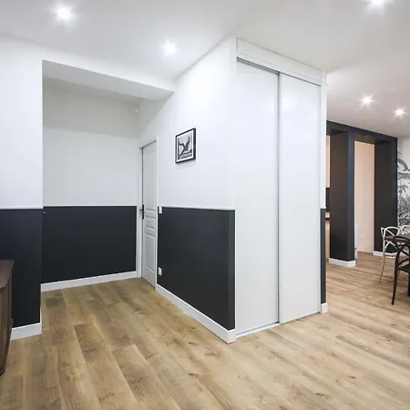 1#appart 4pers#2 Chambres#commerce#fullequipped#ac