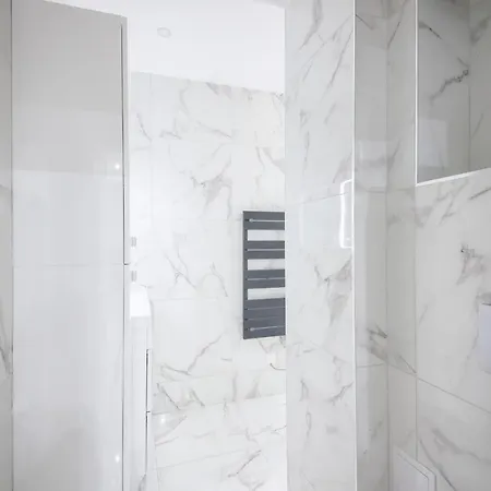 1. Appart4Pers-Commerce-Paris15-2Chambres-Ac Apartamento