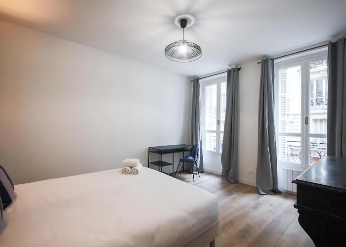 1#appart 4pers#2 Chambres#commerce#fullequipped#ac Lägenhet